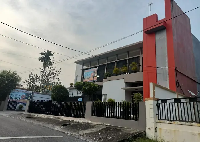 Oyo 93635 Rumah Singgah Cemara Syariah